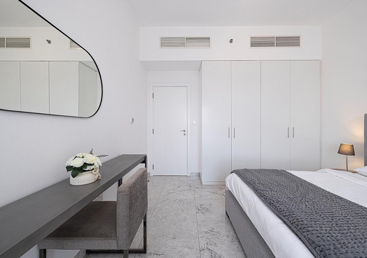 Luxury Beachfront 2Bd Apt, Shams, Jbr ดูไบ ภายนอก รูปภาพ